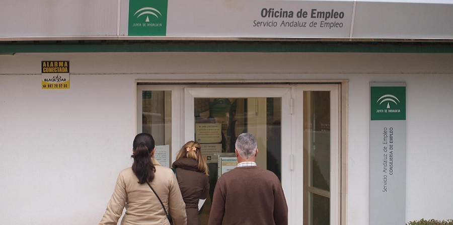 El Servicio Andaluz de Empleo ha incorporado solo a 182 interinos para afrontar la sobrecarga de los ERTE