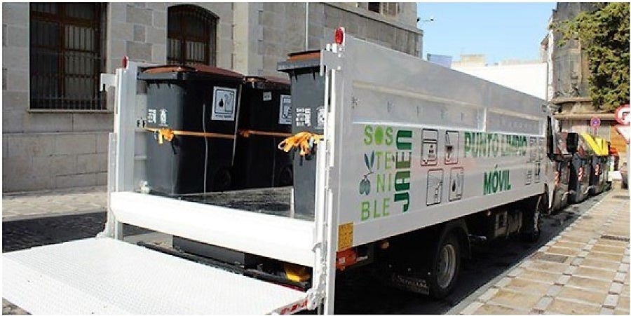 USO-Andalucía, con los trabajadores de limpieza viaria de FCC en Jaén.