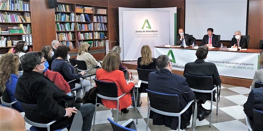 FEUSO lleva sus reivindicaciones al Consejo Escolar de Andalucía